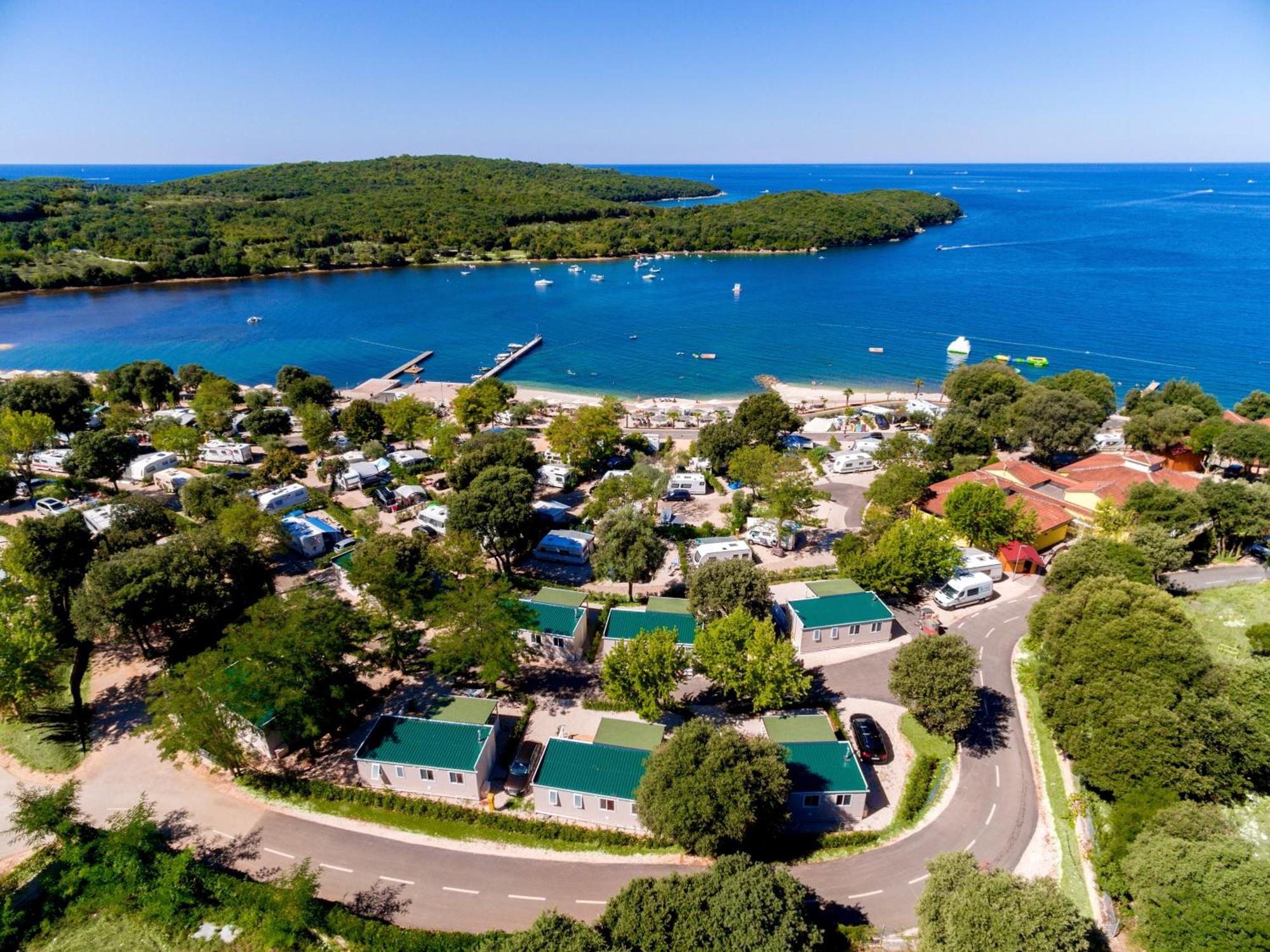Eurocamp Tents At Campsite Val Saline Hotel Rovinj Exterior photo